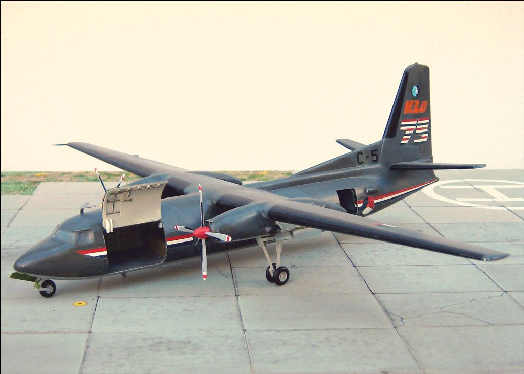 Fokker F 27 Troopship 334 Sqn Klu 75 AKleijn