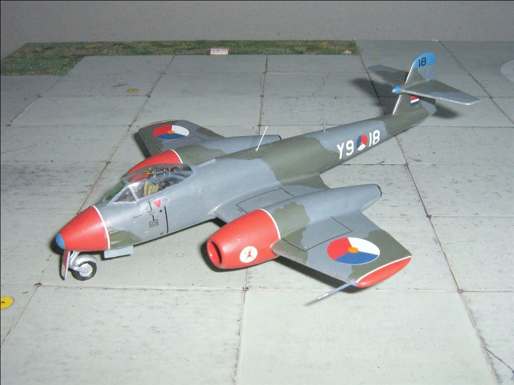Gloster F Mk 8 Meteor 323 Sqn 1955 AKleijn