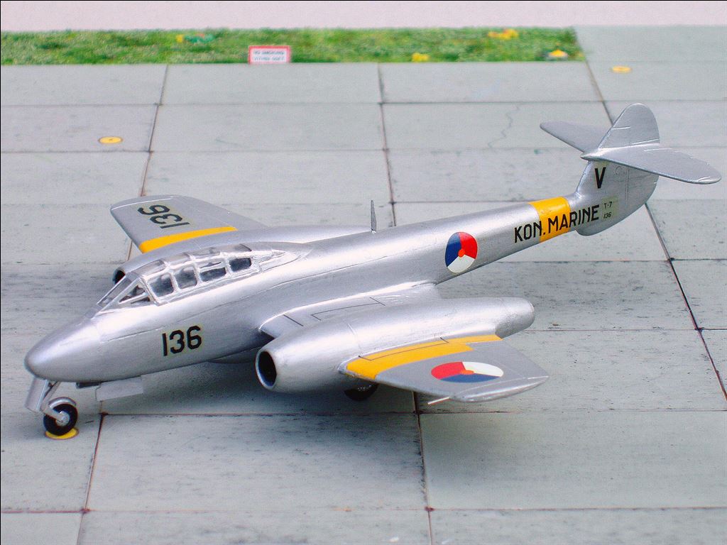 Gloster T Mk7 Meteor 136 AKleijn