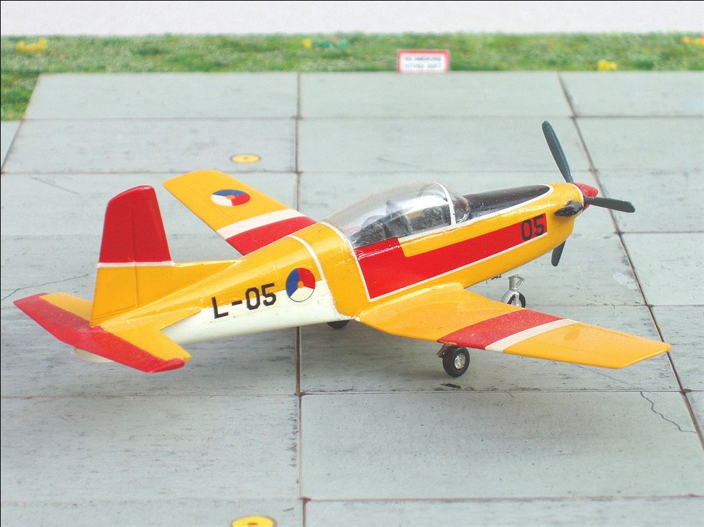 Pilatus PC 7 Turbo Trainer AKleijn
