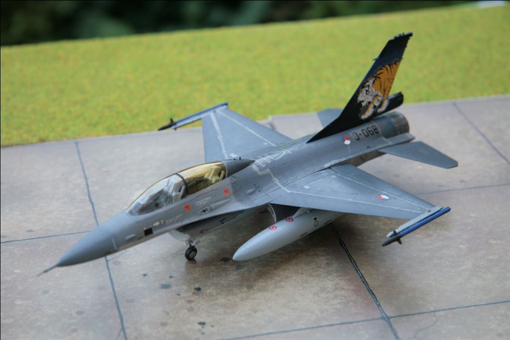 GeneralDynamics F16B-IMG 8665